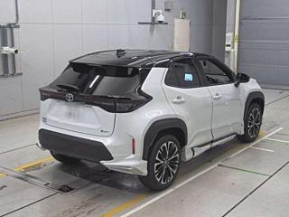 
Yaris Cross full									