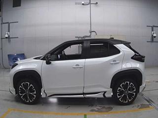 
Yaris Cross full									