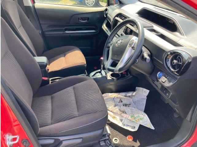 
Toyota Aqua Hybrid full									