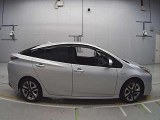 
TOYOTA PRIUS HYBRID full									