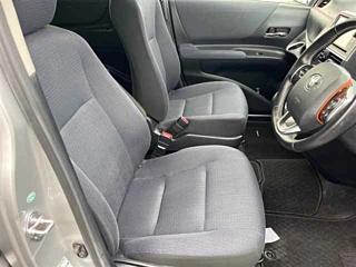 
Toyota Sienta Hybrid full									