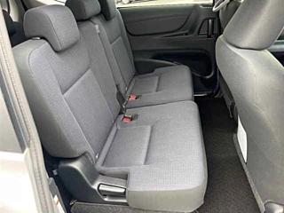 
Toyota Sienta Hybrid full									
