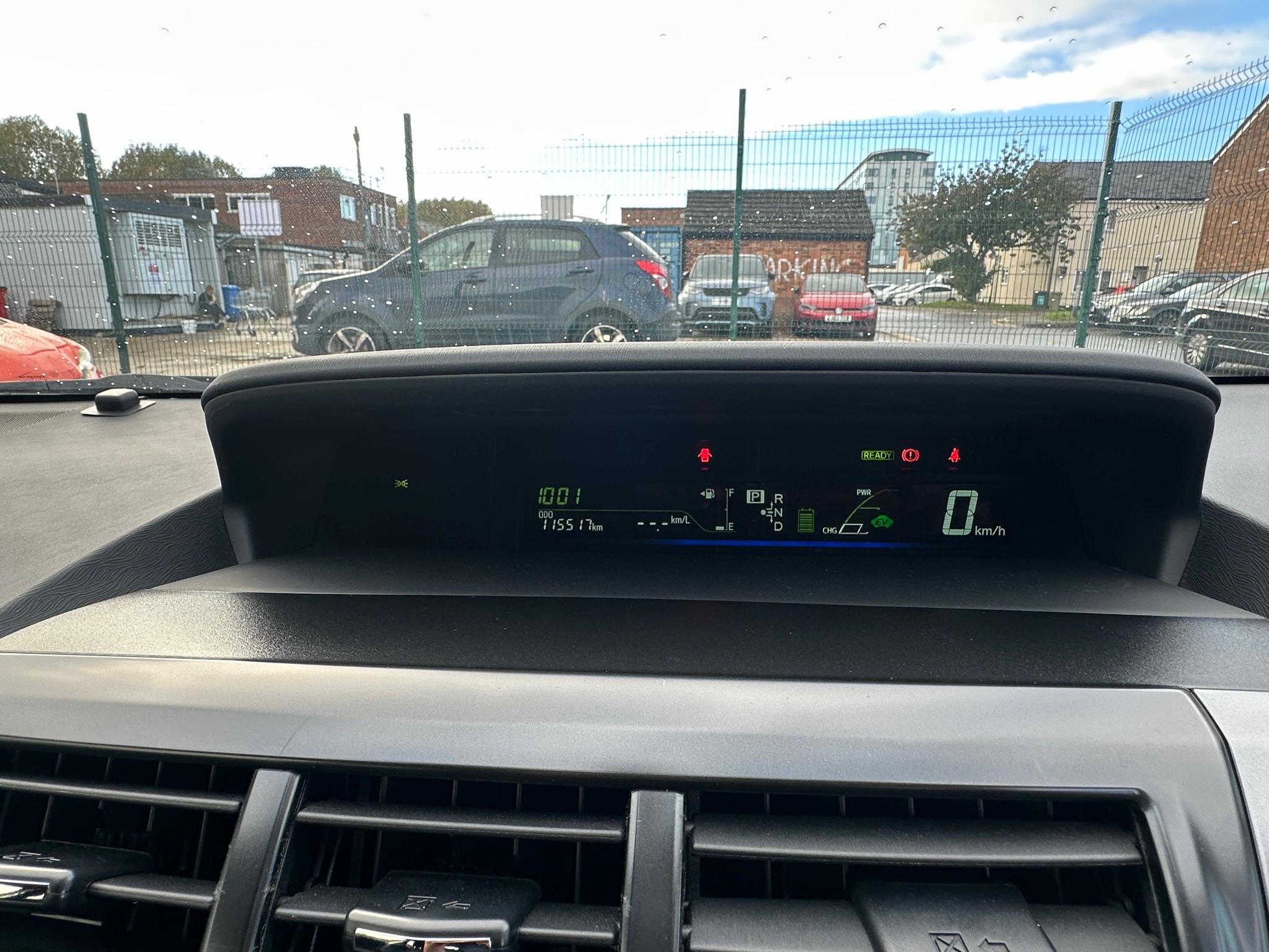 
TOYOTA PRIUS HYBRID full									