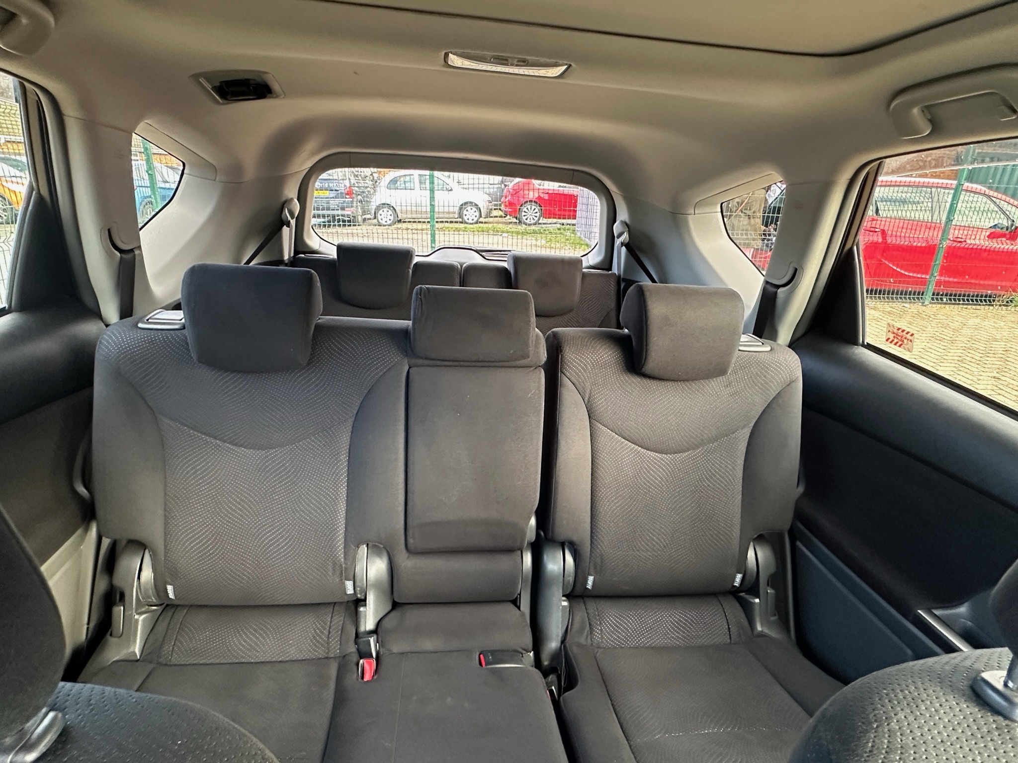 
TOYOTA PRIUS HYBRID full									