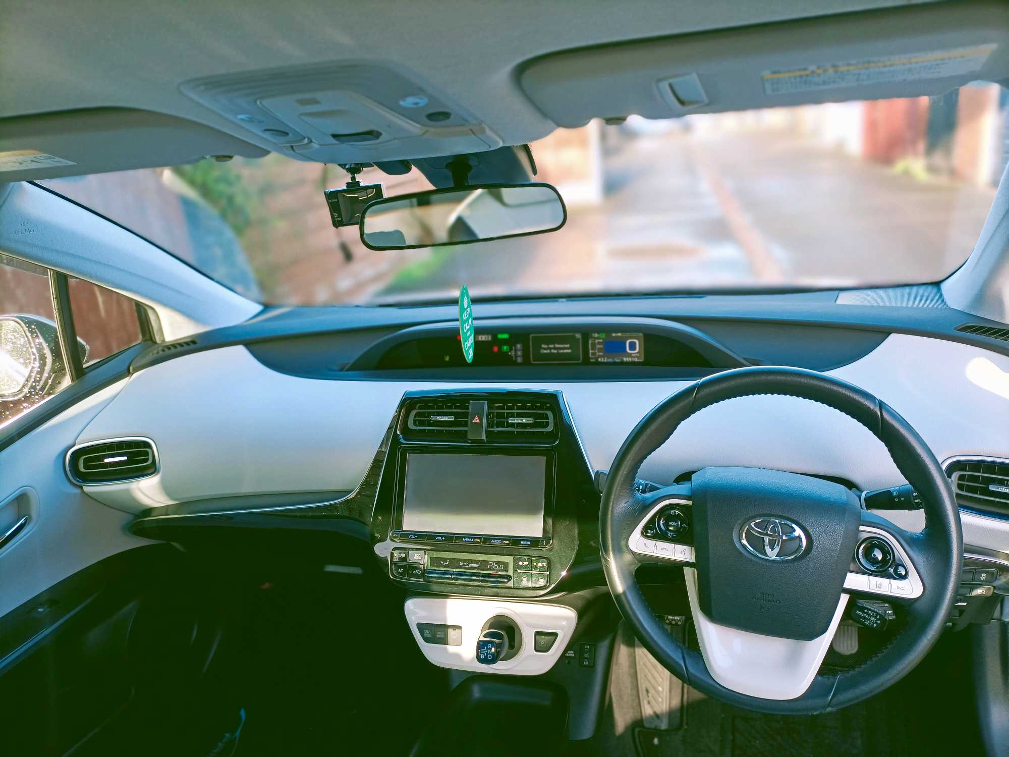 
Prius 2016 S Touring Package full									