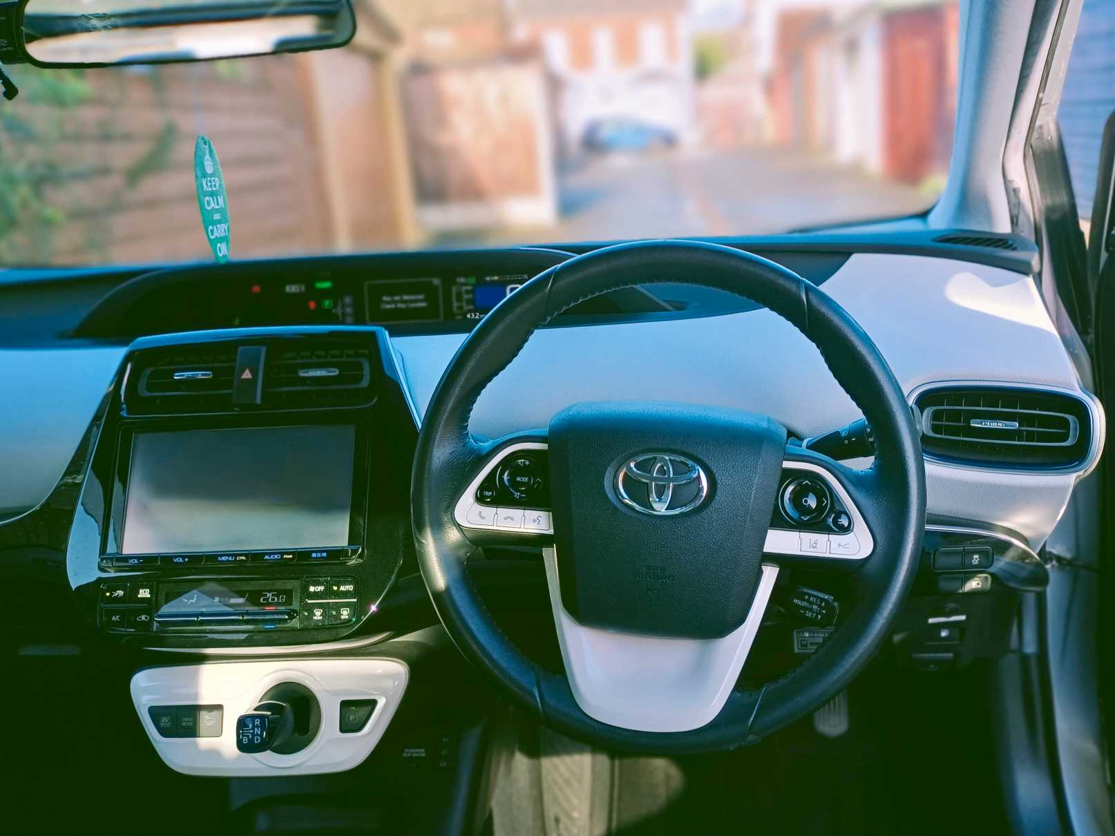 
Prius 2016 S Touring Package full									