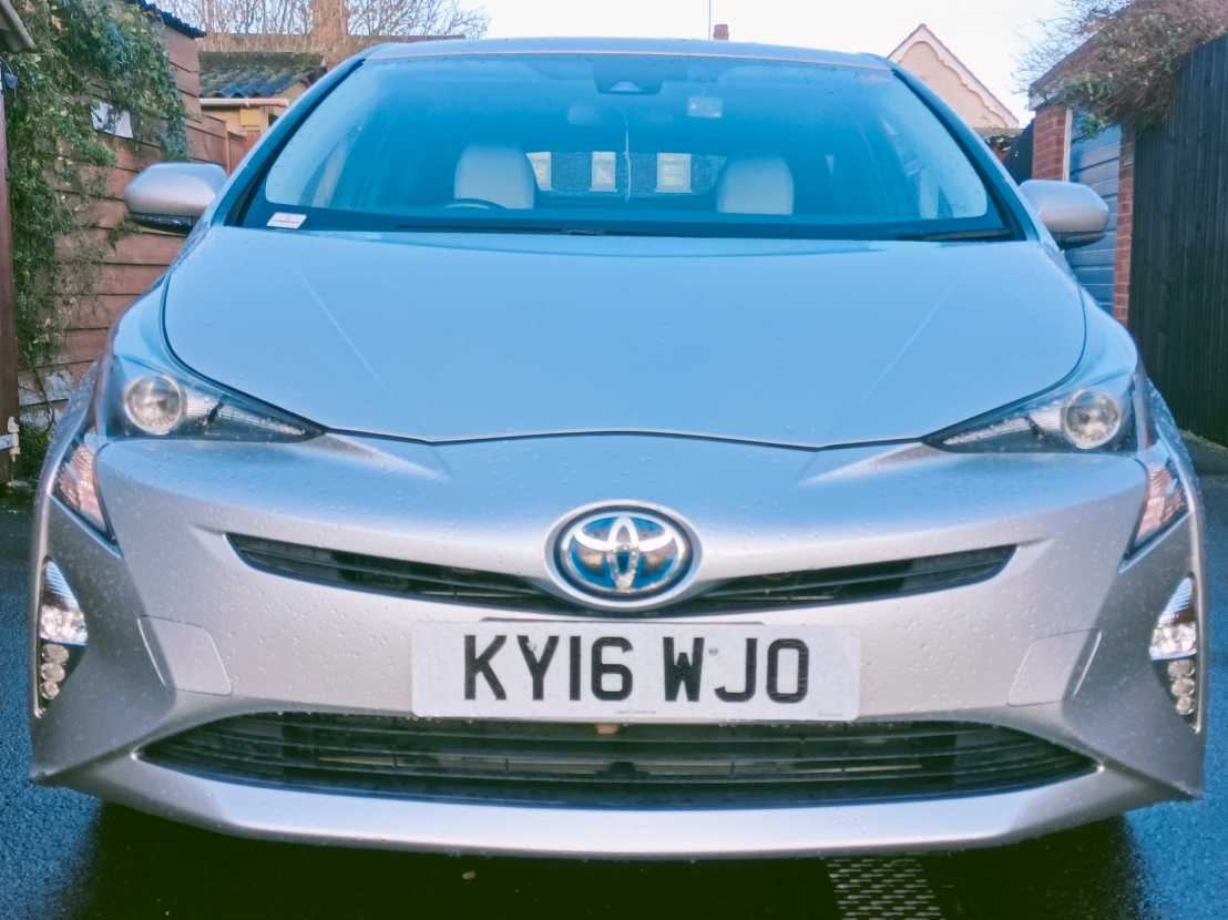 
Prius 2016 S Touring Package full									