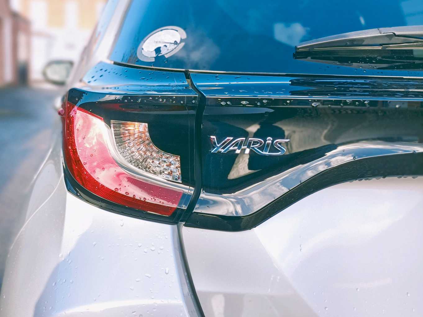 
Toyota Yaris 2020 full									