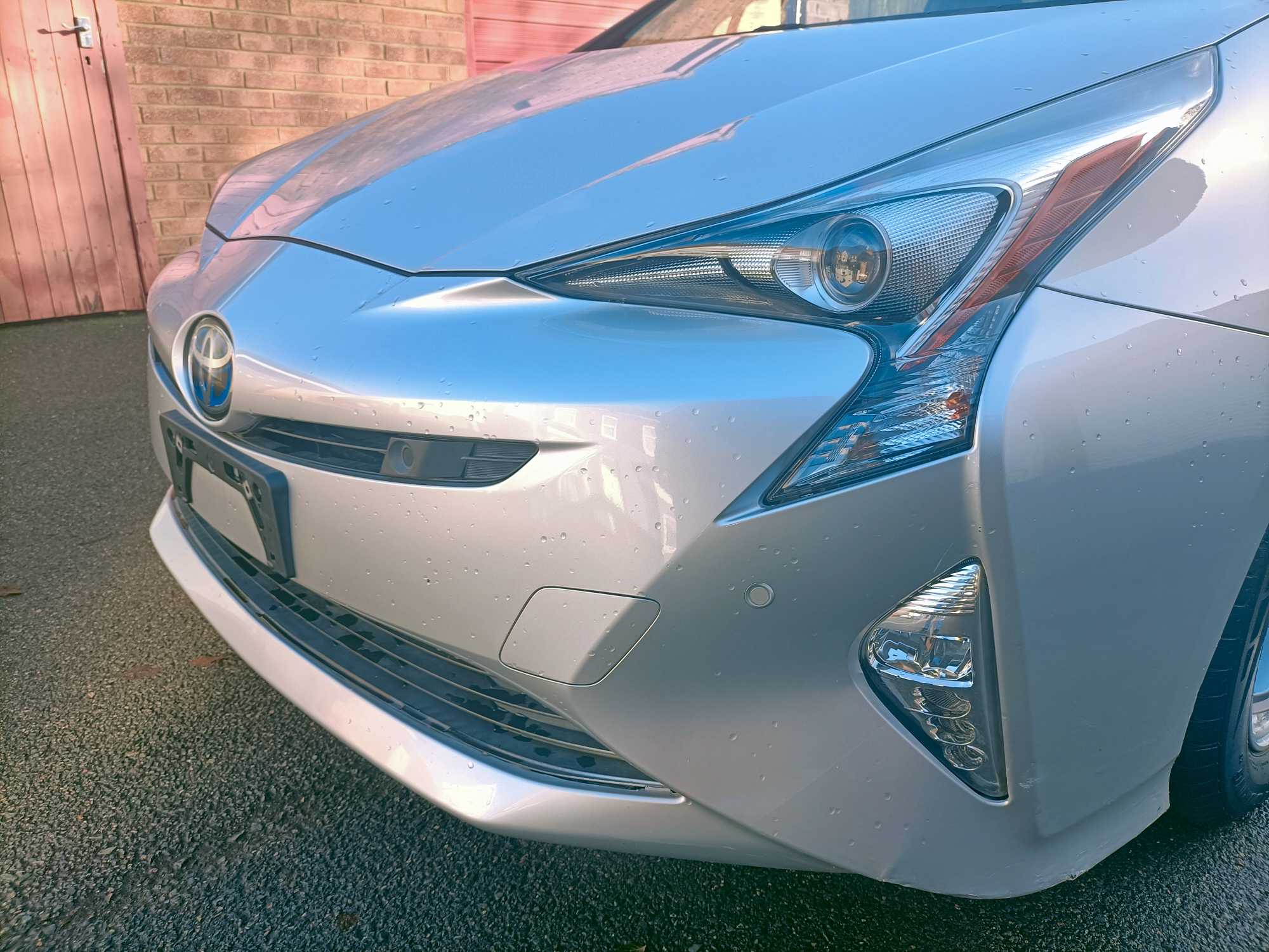 
Prius 2016 Business Edition full									