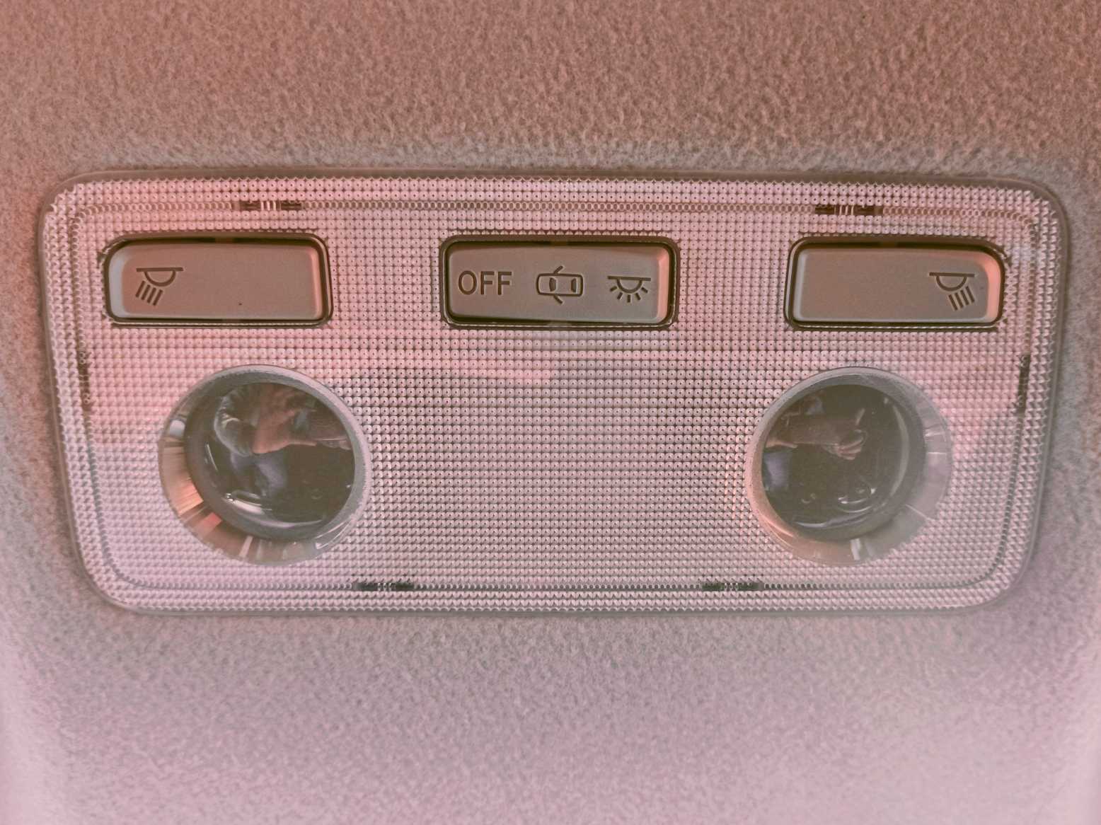 
TOYOTA AQUA HYBRID full									