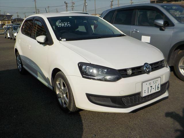 
Volkswagen Polo 2011 full									