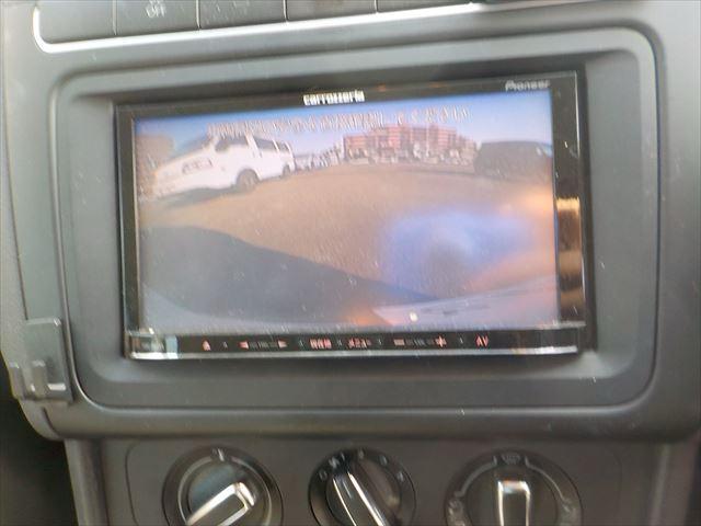 
Volkswagen Polo 2011 full									