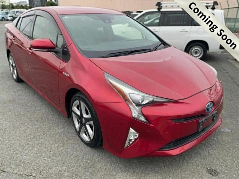 Toyota Prius 2016 Red Wine