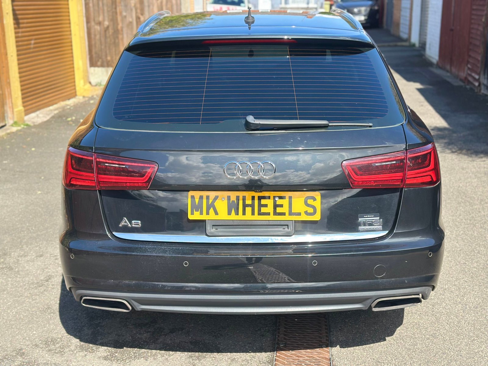 
Audi A6 Avante 2015 black full									