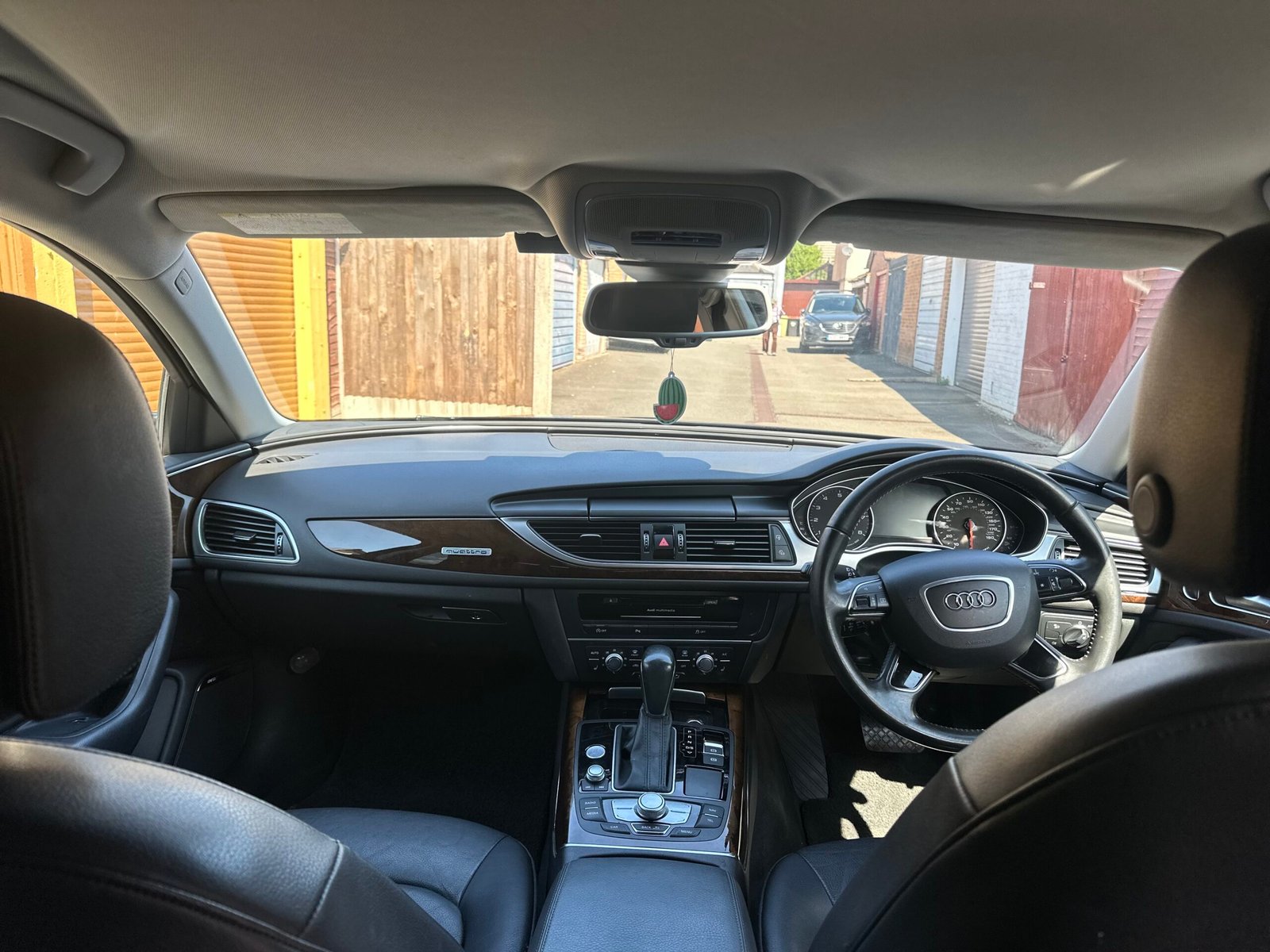 
Audi A6 Avante 2015 black full									