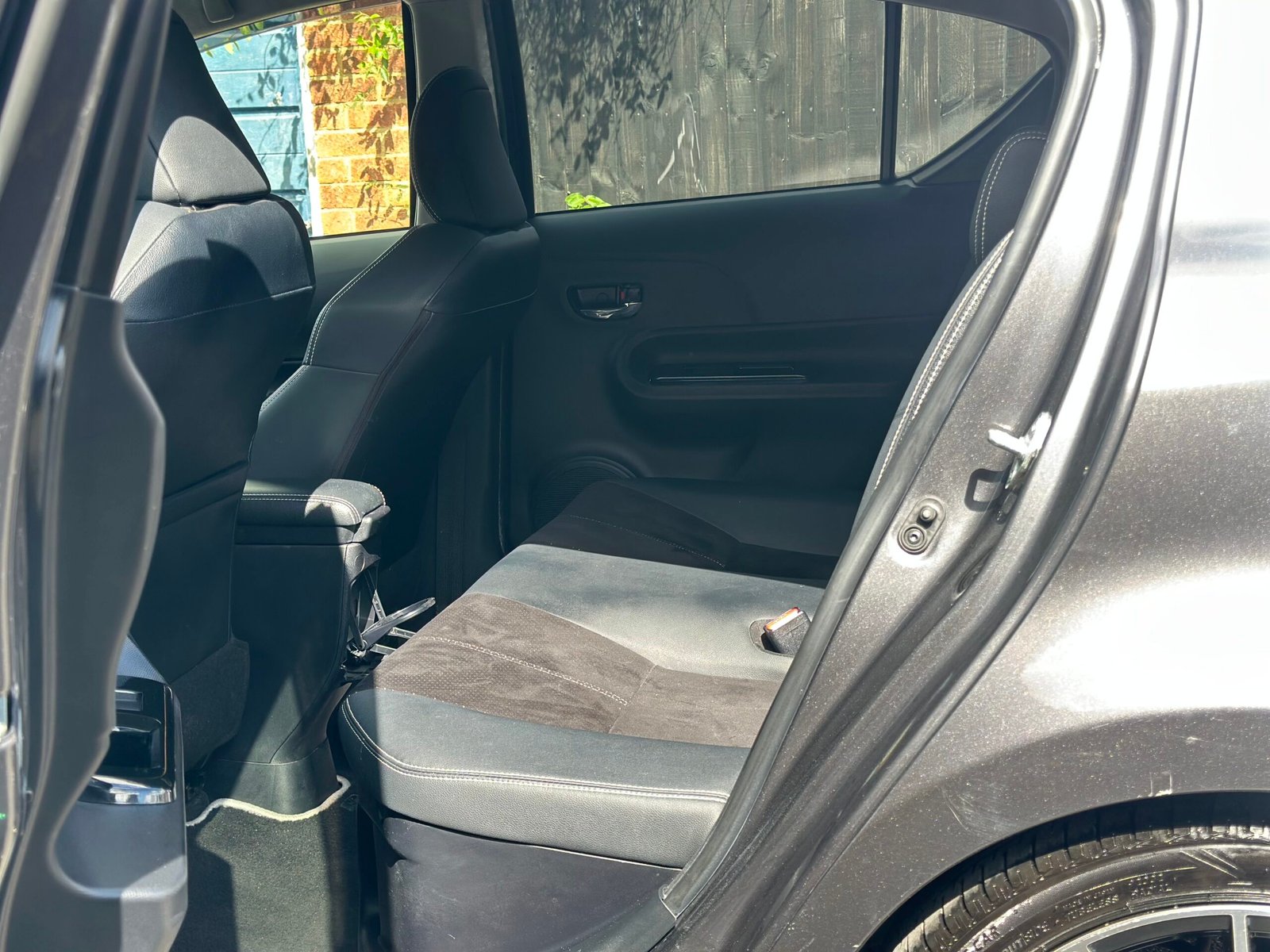 
Aqua G GS Package 2014 Grey full									