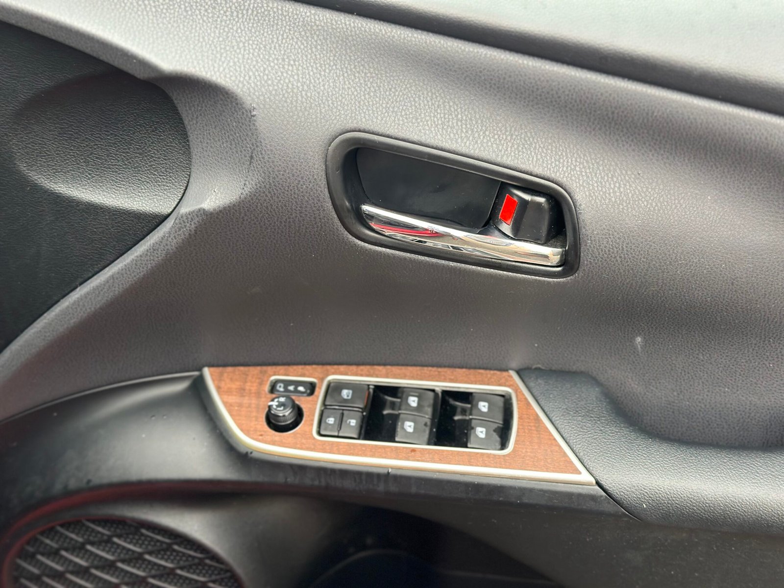 
Prius S Touring Package 2016 Red full									