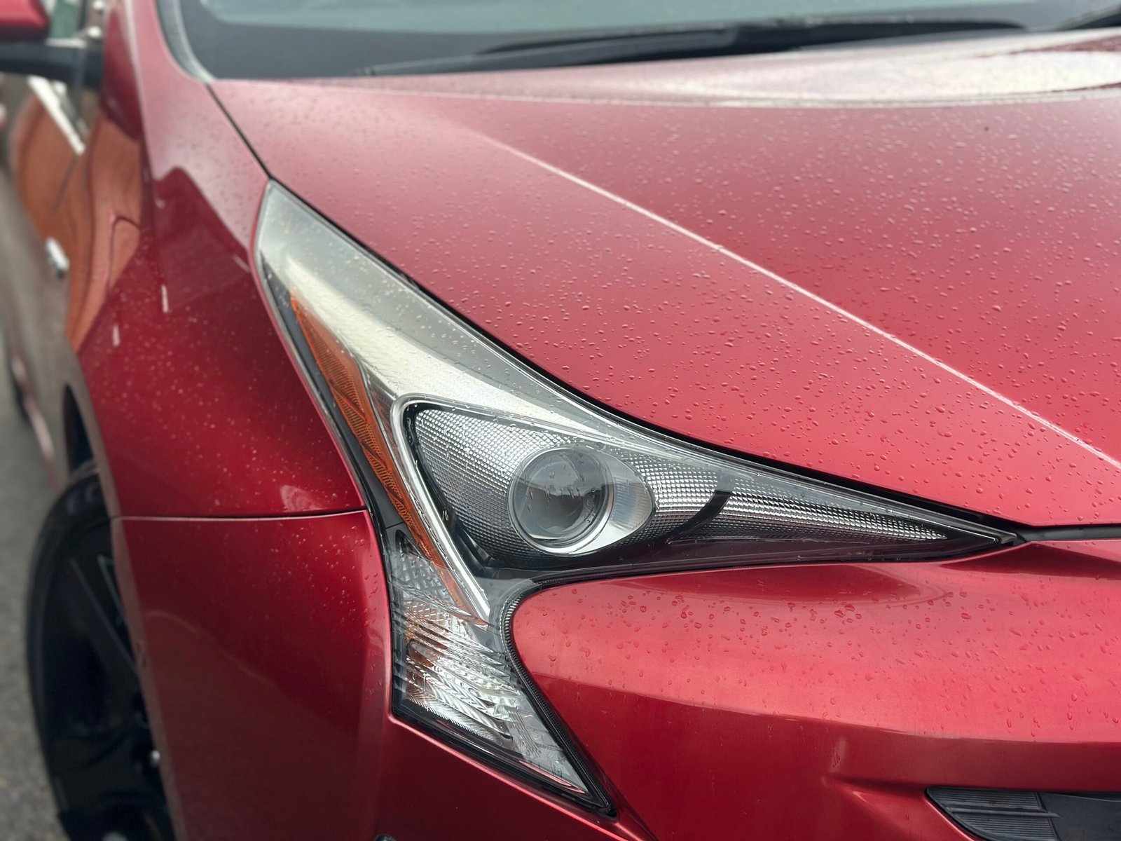 
Prius S Touring Package 2016 Red full									