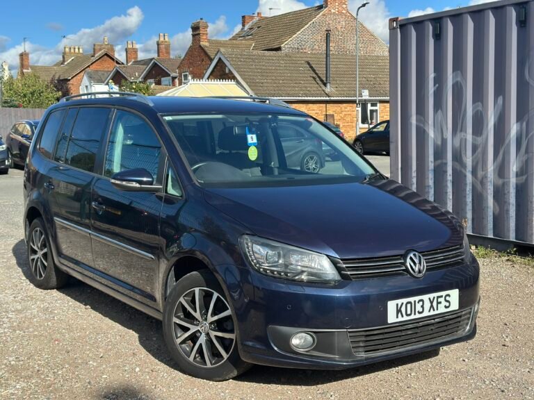 Volkswagen Touran 2013 Blue