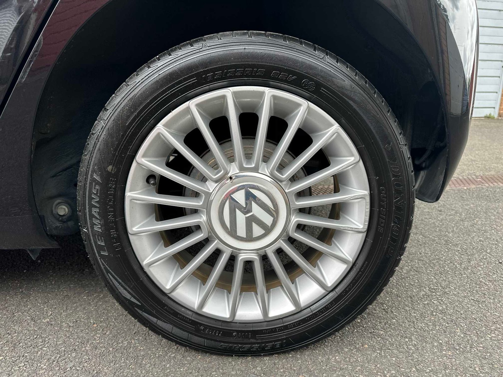
Volkswagen Up full									