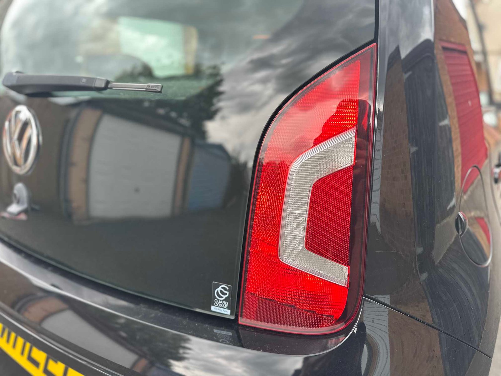 
Volkswagen Up full									