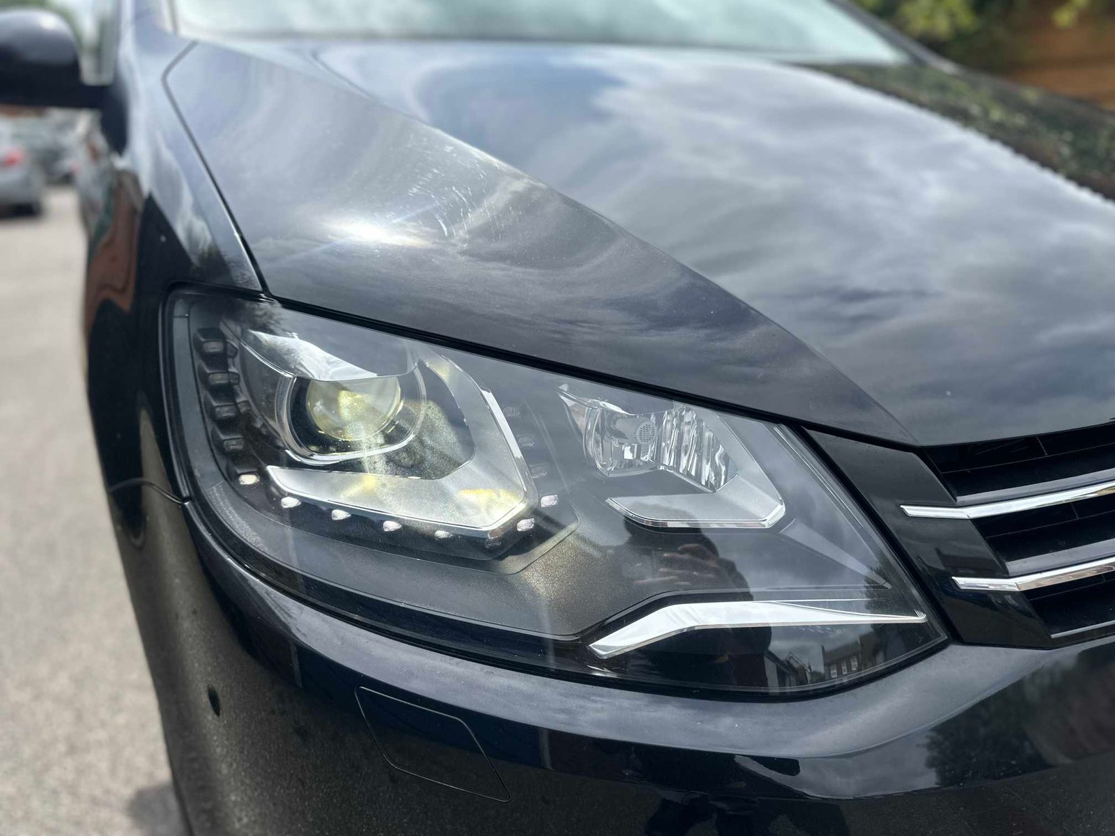 
Volkswagen Sharan 2013 Black full									