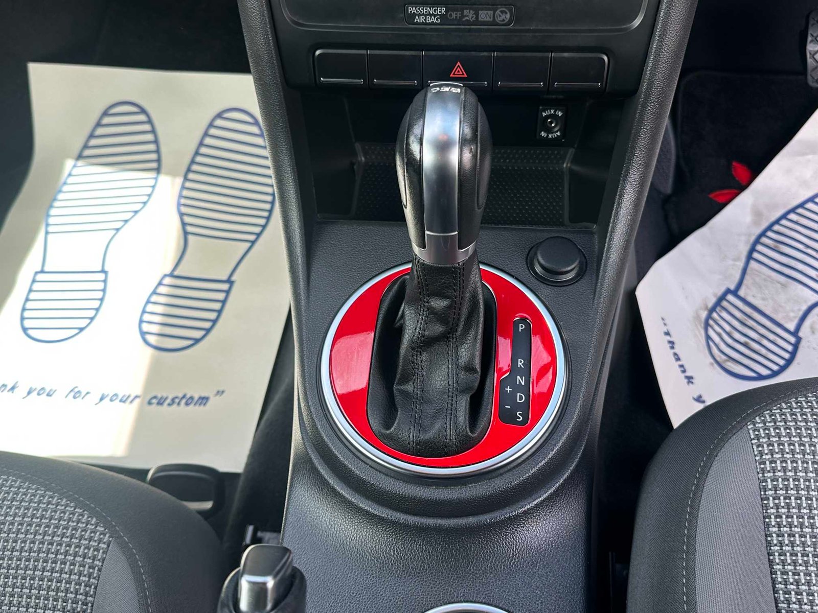 
Volkswagen Beetle 2013 Black full									