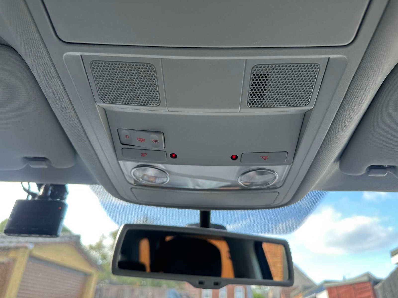 
Volkswagen Touran 2013 Blue full									