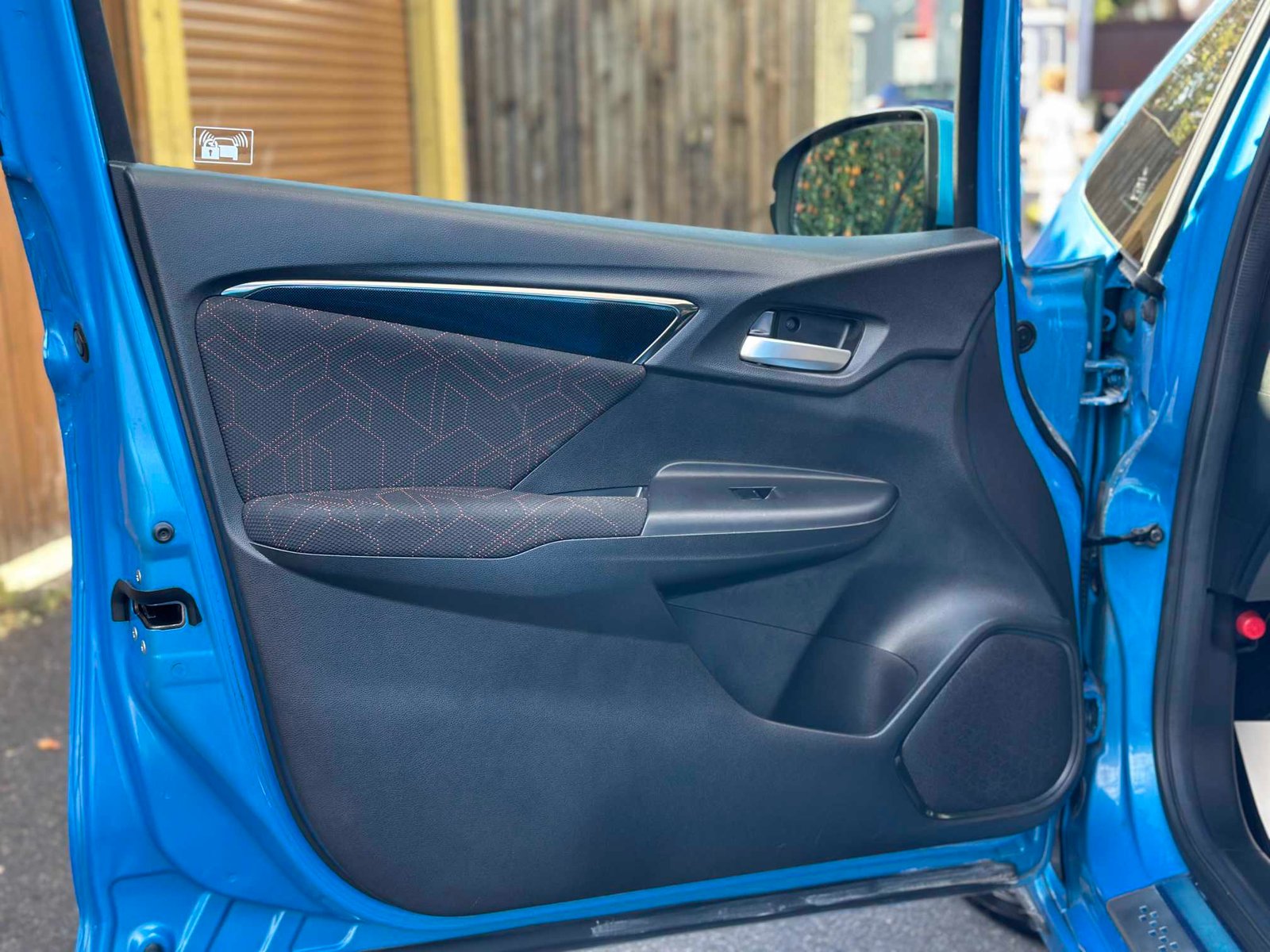 
Honda Fit S Package 2013 Blue full									