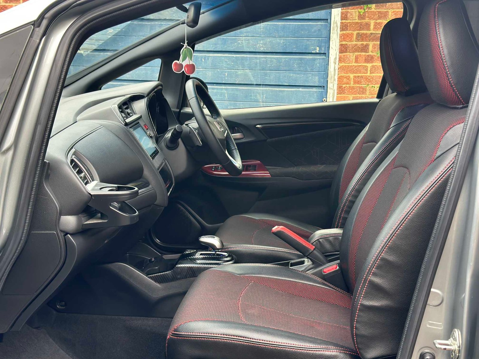 
Honda Fit S Package 2014 Grey full									