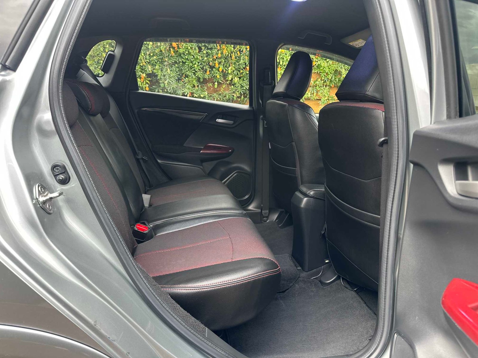 
Honda Fit S Package 2014 Grey full									