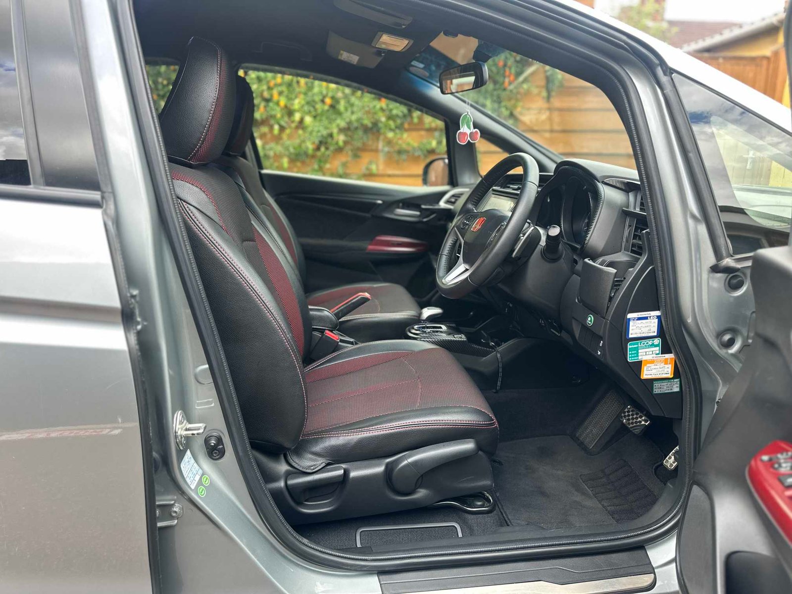 
Honda Fit S Package 2014 Grey full									