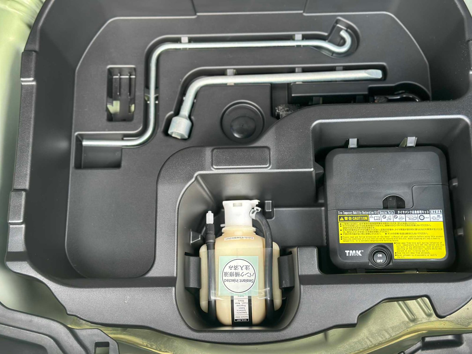 
TOYOTA AQUA X – Urban Package 2015 full									