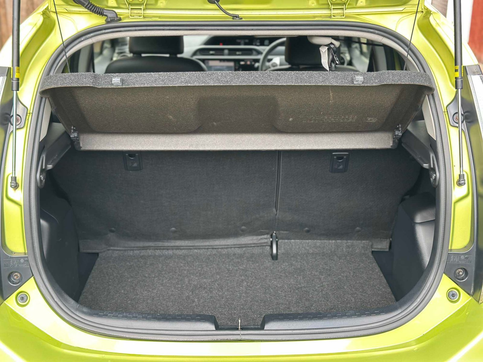 
TOYOTA AQUA X – Urban Package 2015 full									