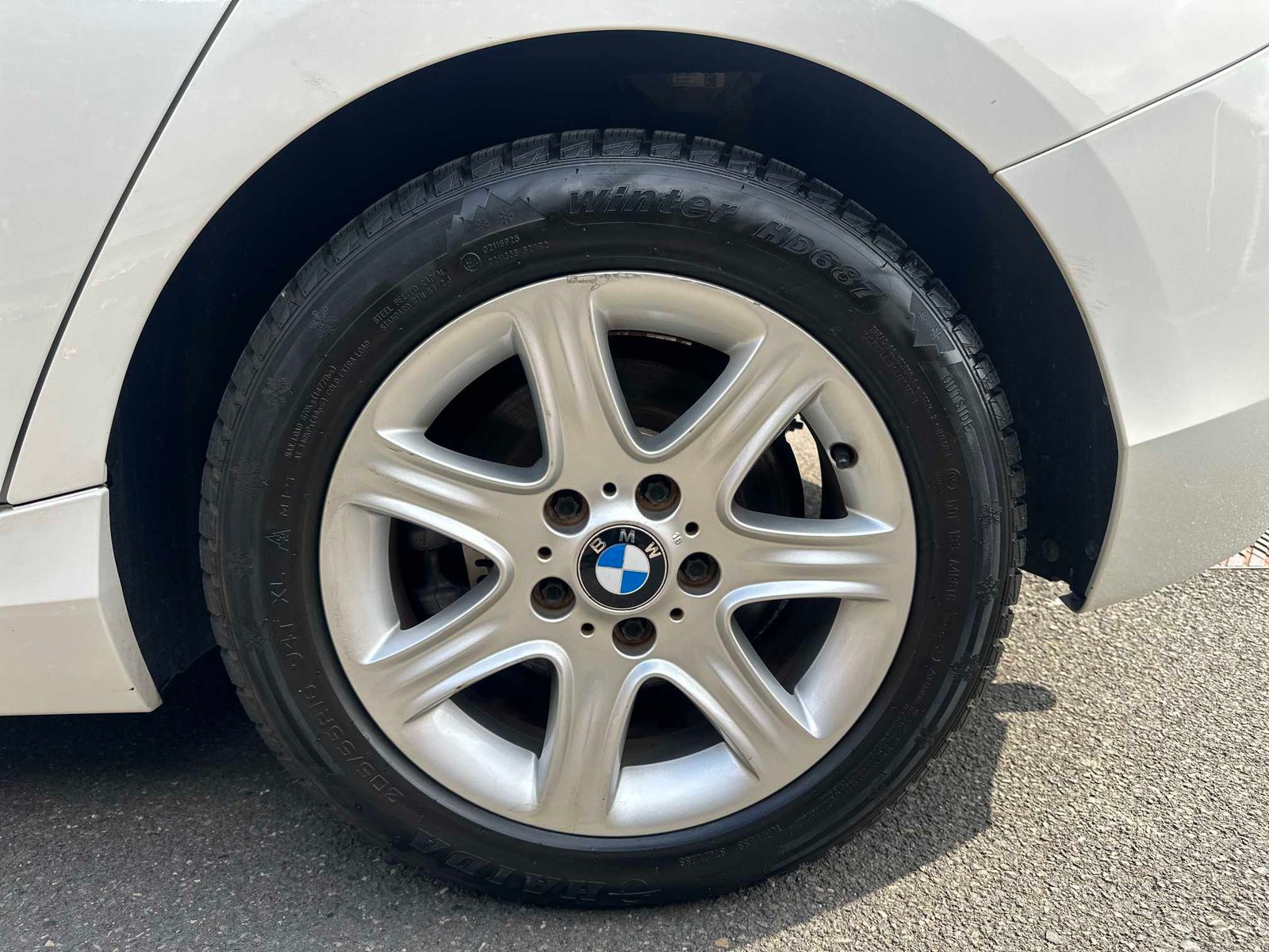 
BMW 1 Series 2012 White full									