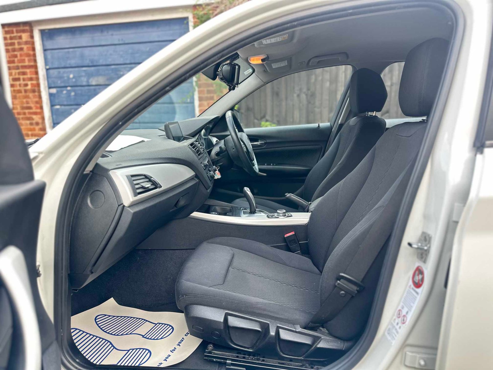 
BMW 1 Series 2012 White full									