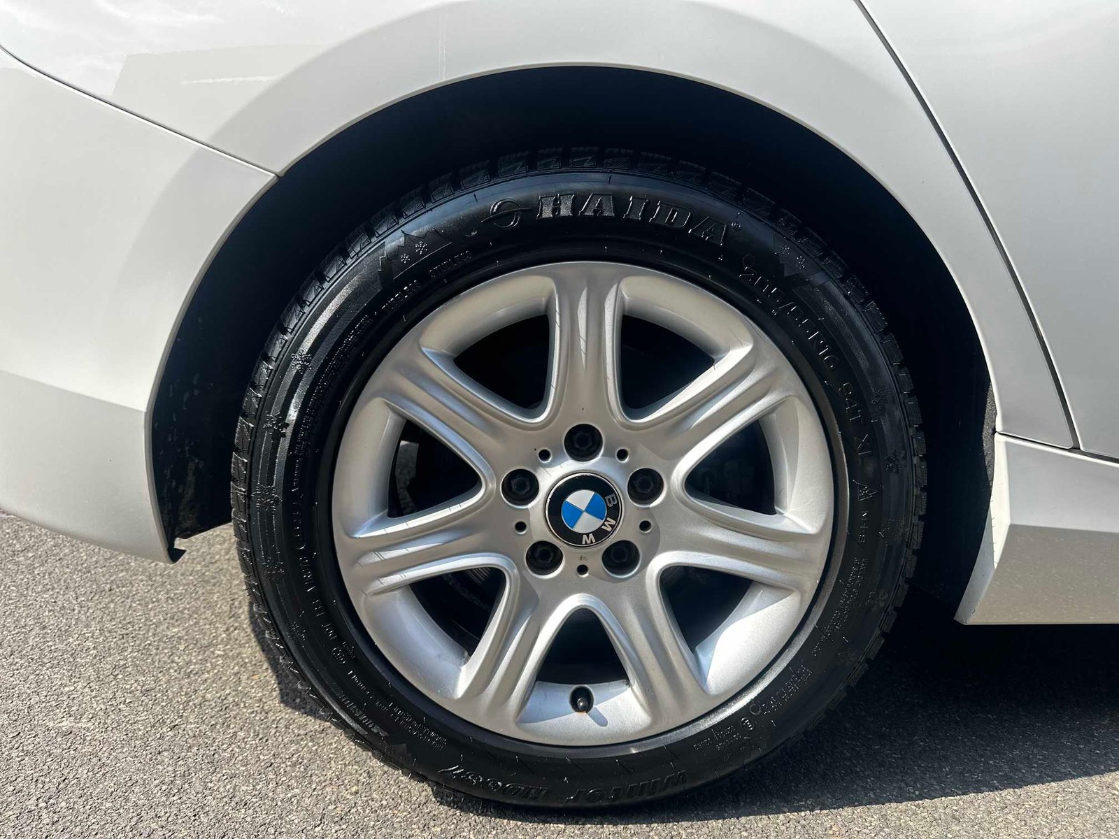 
BMW 1 Series 2012 White full									