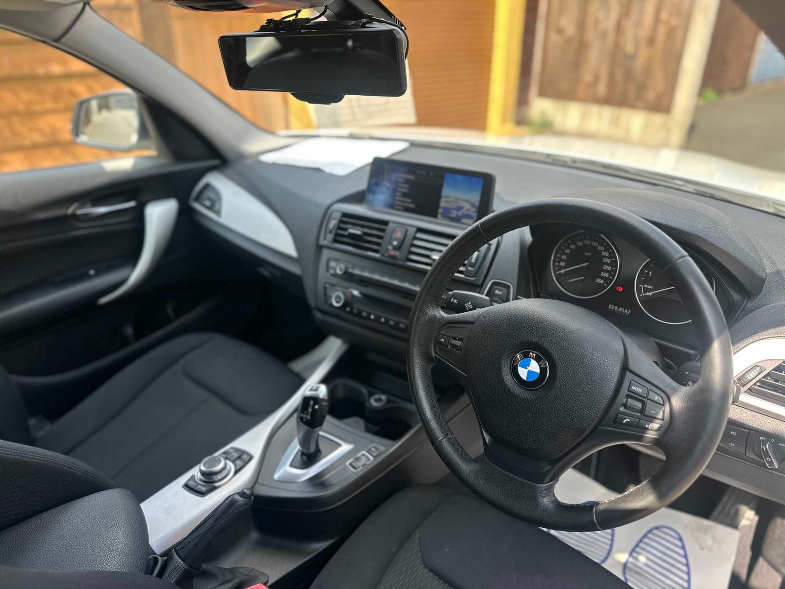 
BMW 1 Series 2012 White full									