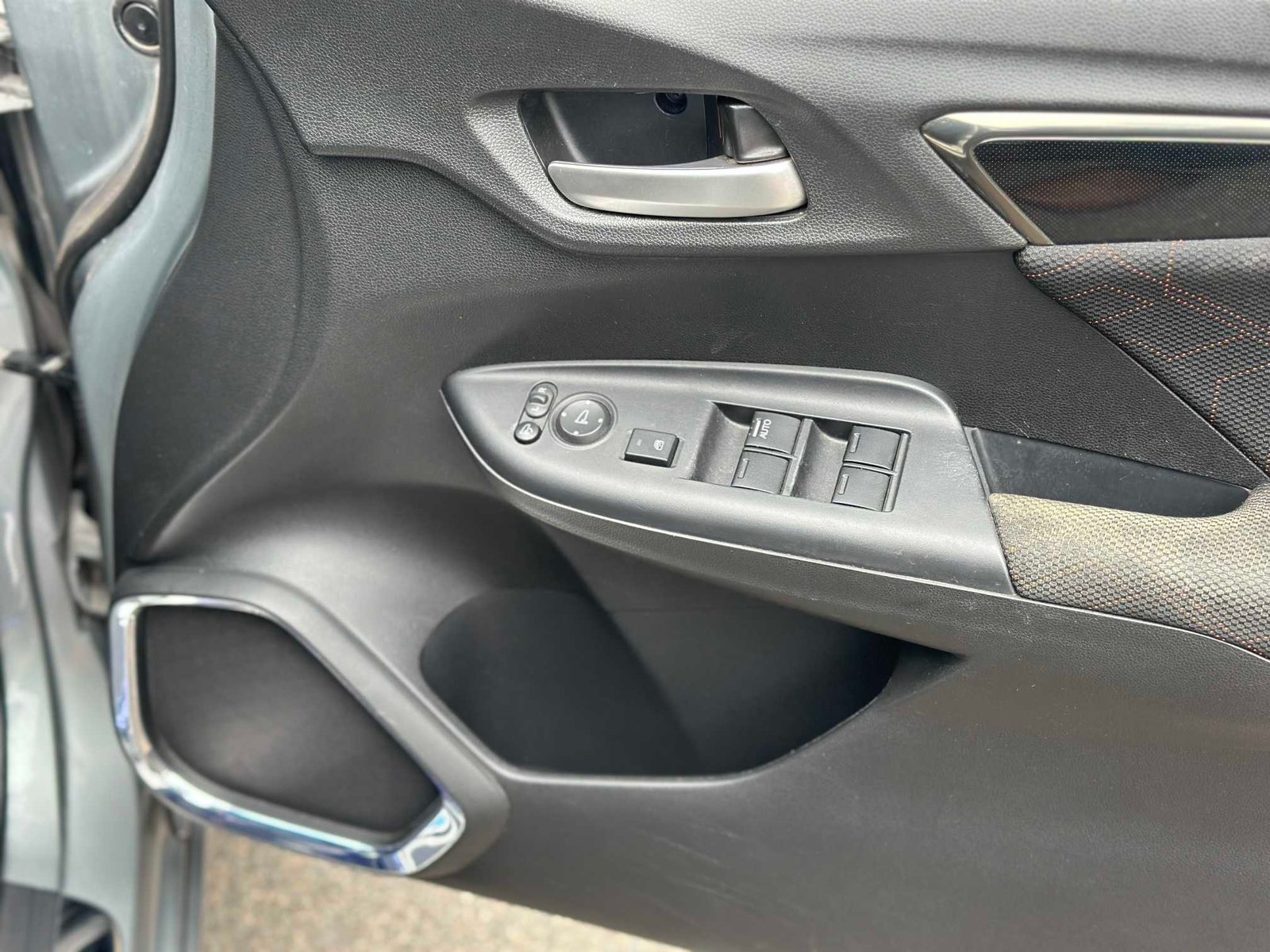 
Honda Fit 2014 S Package Grey full									