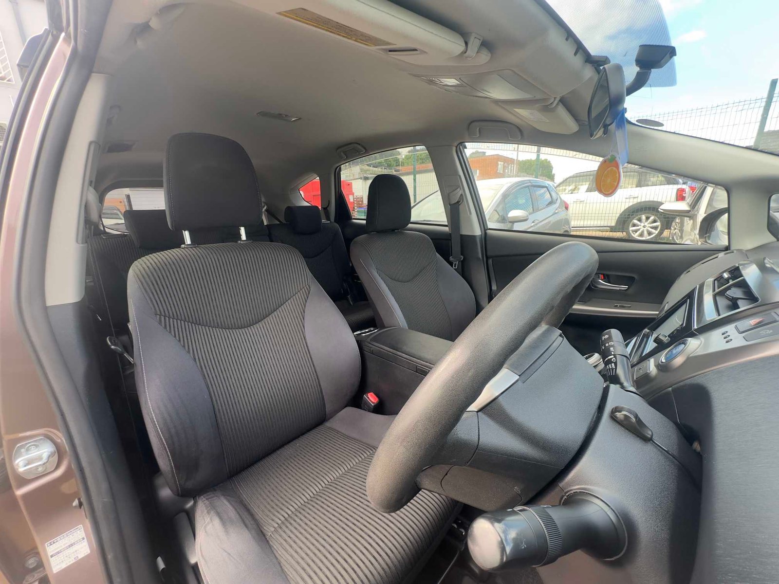 
Toyota Prius Plus 2015 Grey full									