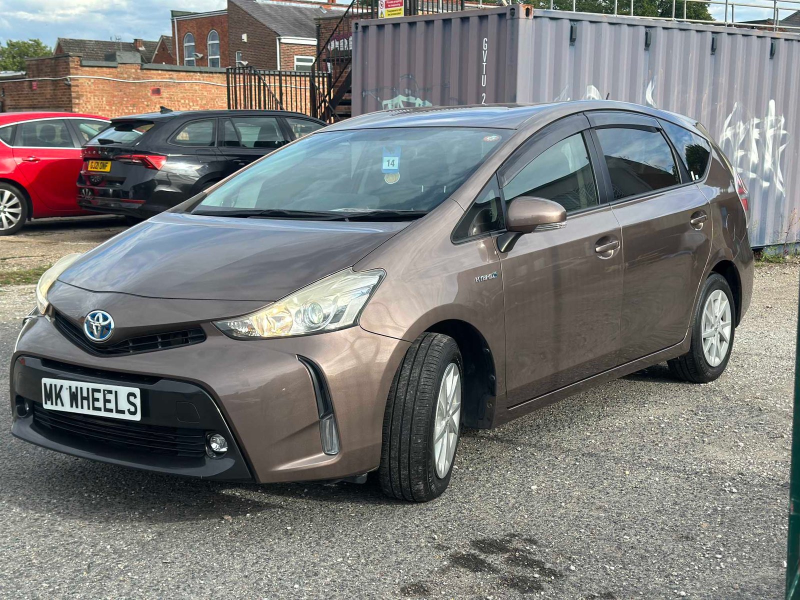 
Toyota Prius Plus 2015 Grey full									
