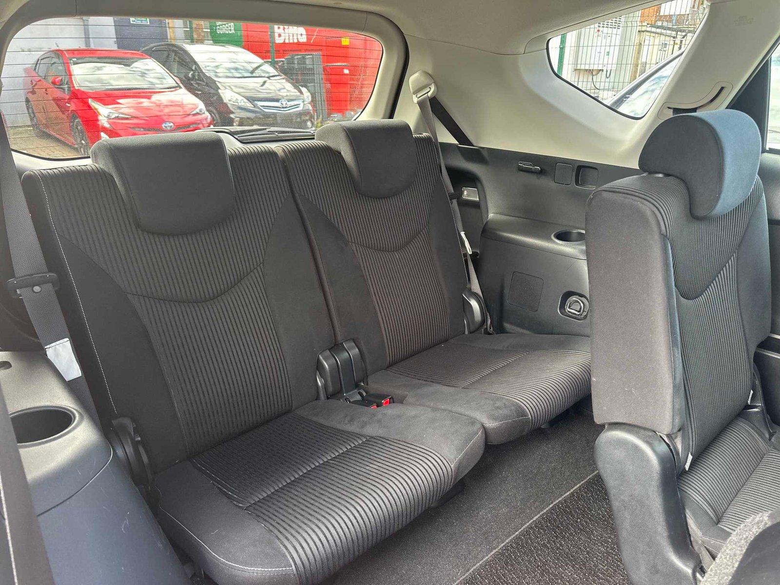 
Toyota Prius Plus 2015 Grey full									