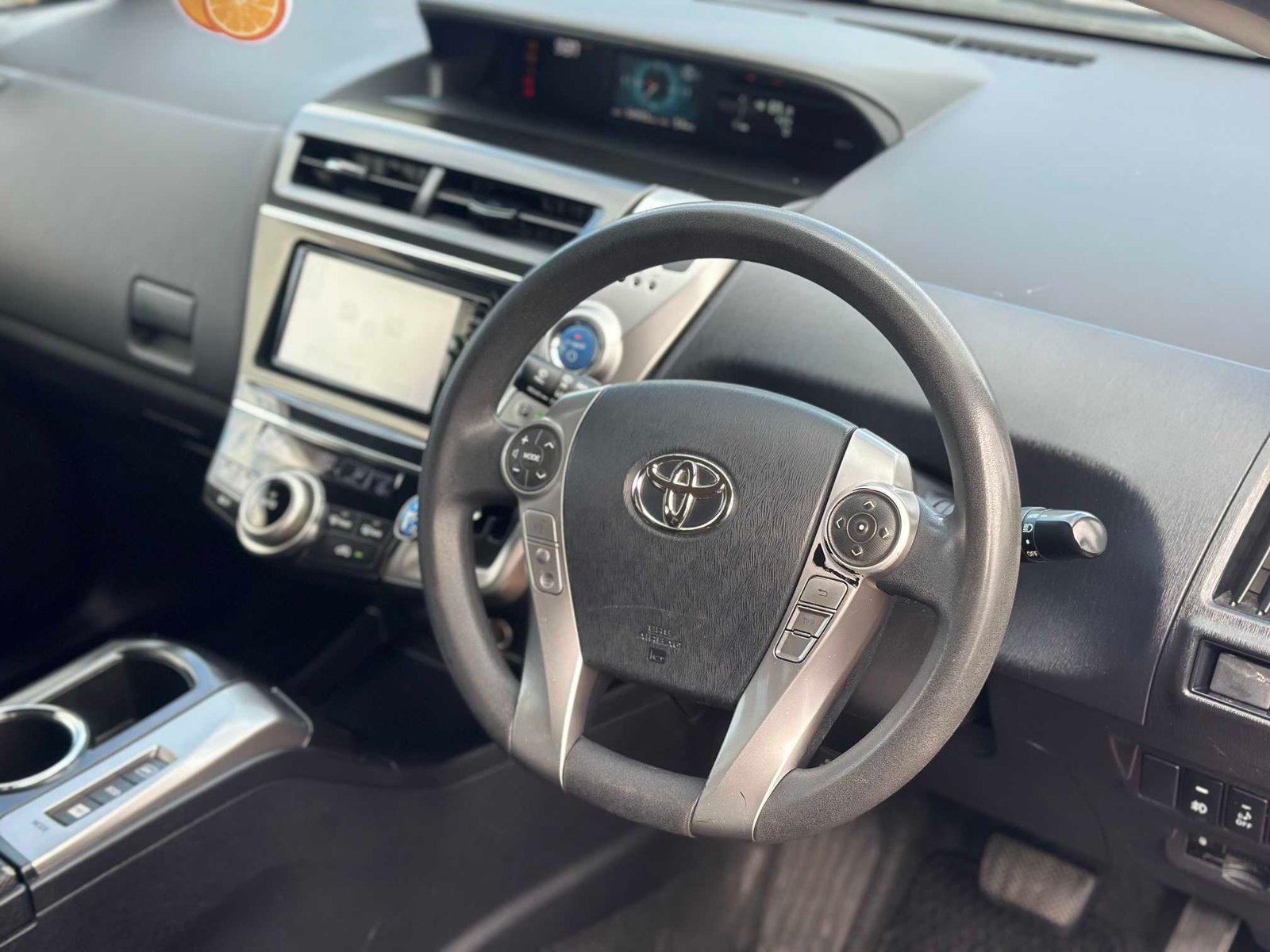 
Toyota Prius Plus 2015 Grey full									