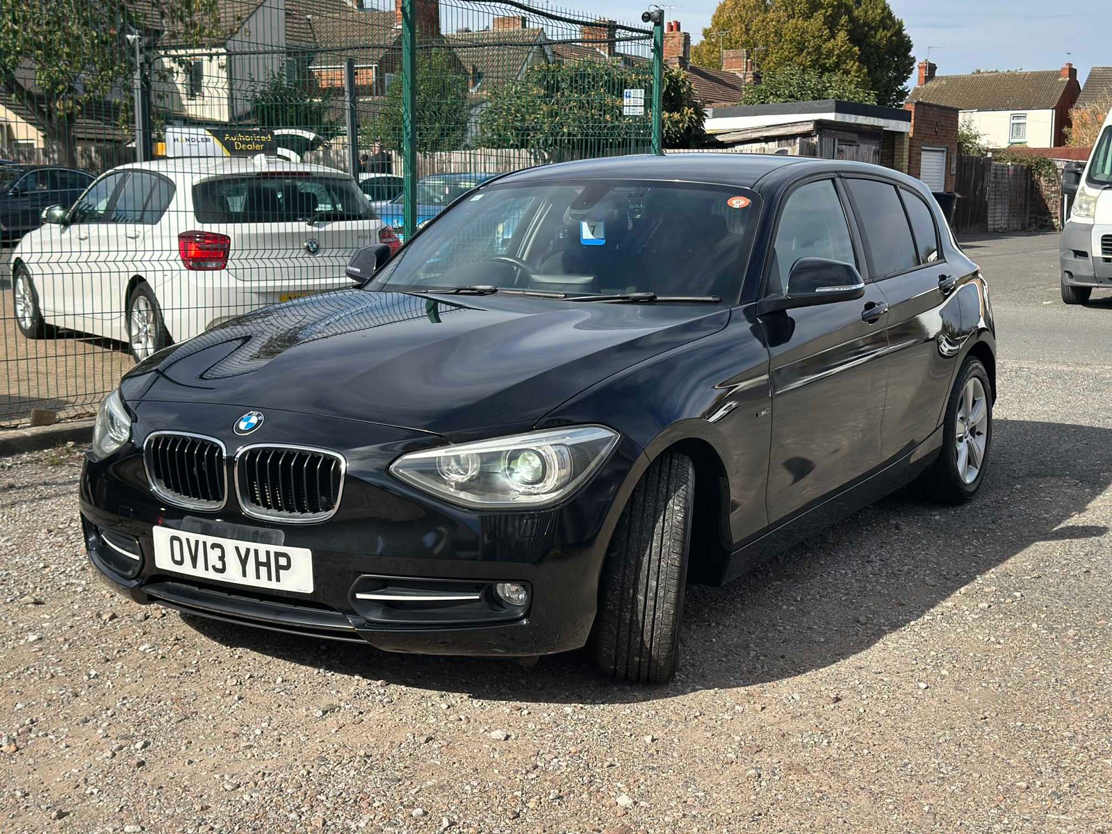 
BMW 1 Series 2013 Black full									