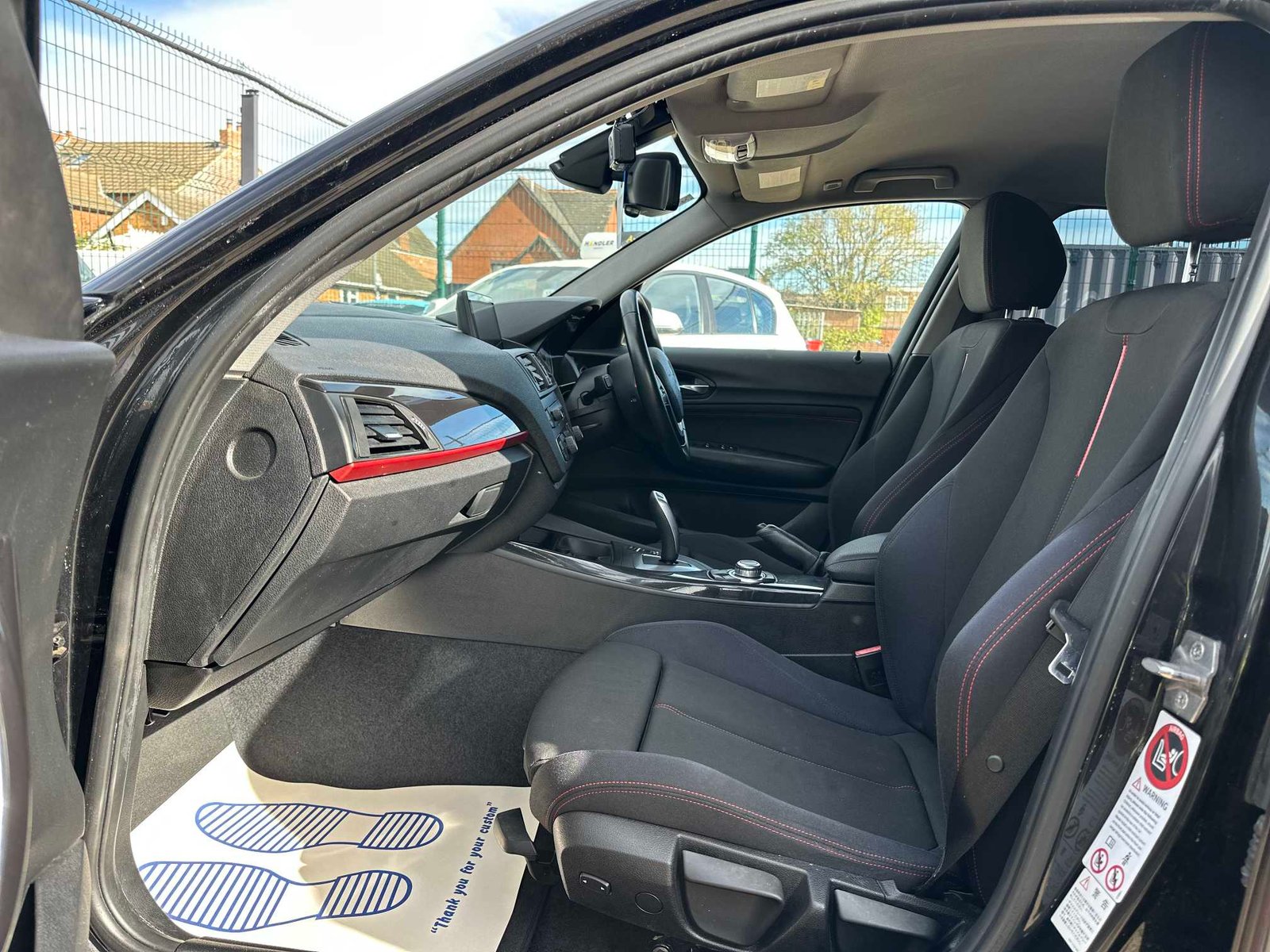 
BMW 1 Series 2013 Black full									