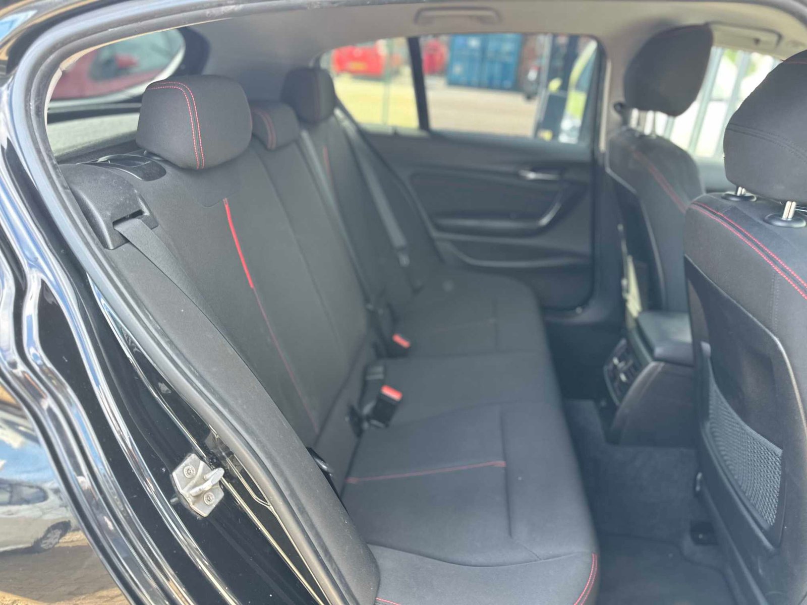 
BMW 1 Series 2013 Black full									