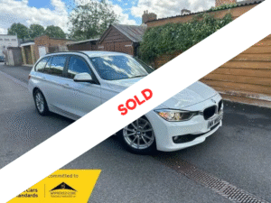 BMW 320i 2013 Pearl White