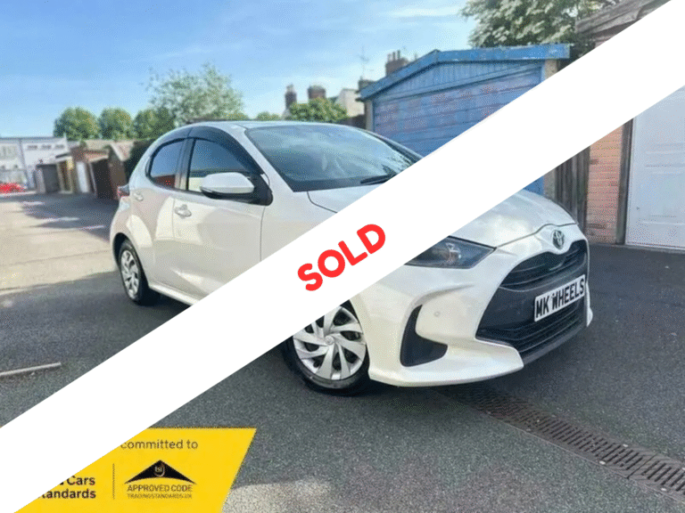 Toyota Yaris 2020 Pearl White