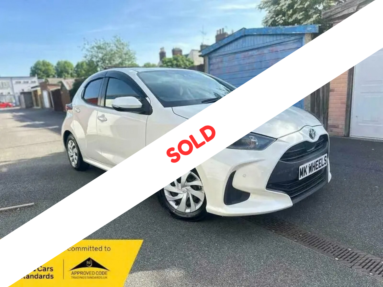 Toyota Yaris 2020 Pearl White