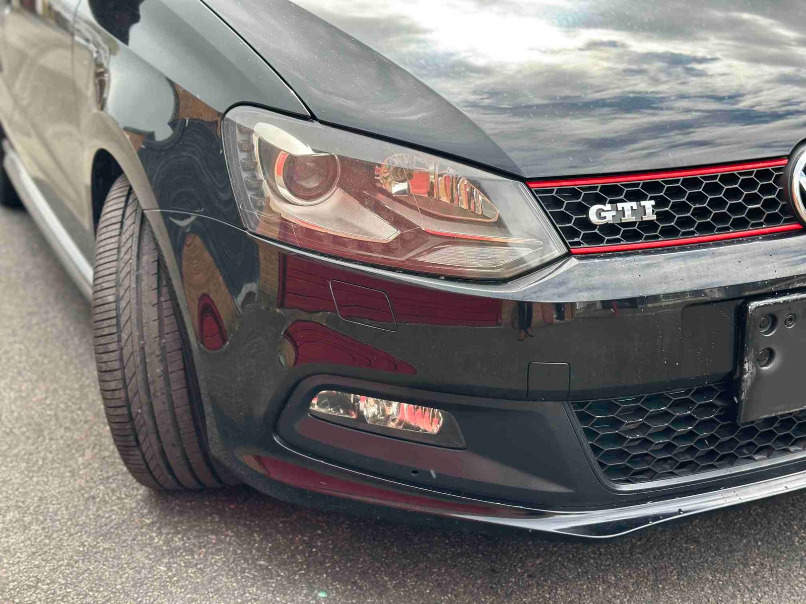 
Volkswagen Polo GTI (Black 2011) full									